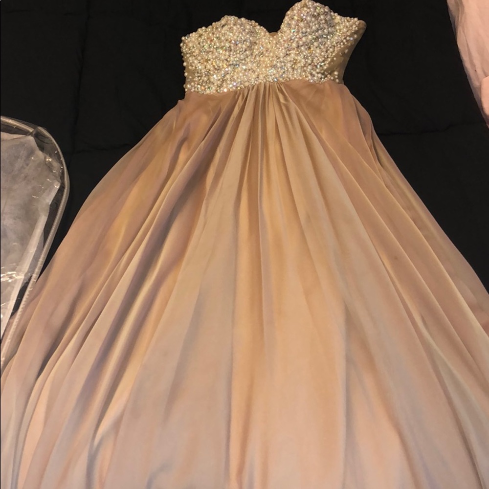 Prom dress